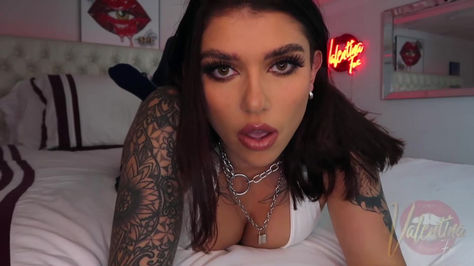 VALENTINA FOX - Life Of A Loser